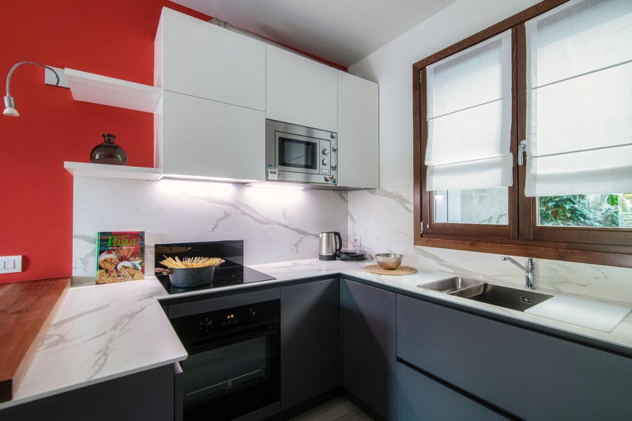 Joivy Luxury Flat & Lake Como View Argegno Exteriör bild